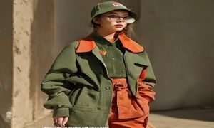桃乃木2026年秋冬联名服饰预览，橄榄绿与陶土橙配色，潮牌风格设计，粉丝日常穿搭首选